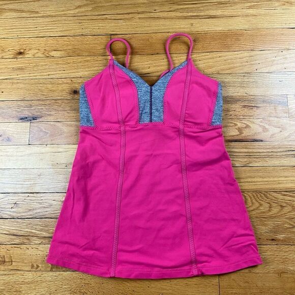 🪦 Lululemon Tadasana Back Hot Pink Grey
Spaghetti Strap Workout Tank Size 8 - Picture 4 of 9